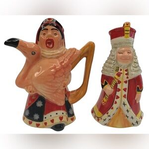 Alice in Wonderland‎ King & Queen of Hearts by Paul Cardew vibrant red /black